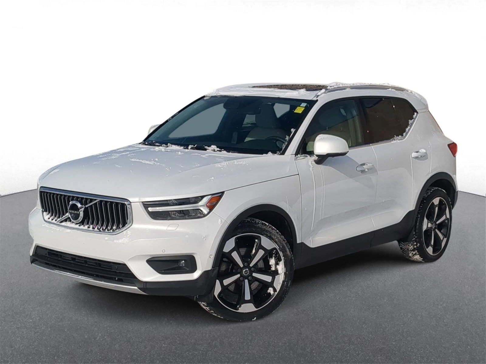 2019 Volvo XC40 T5 Inscription -
                  Troy, MI