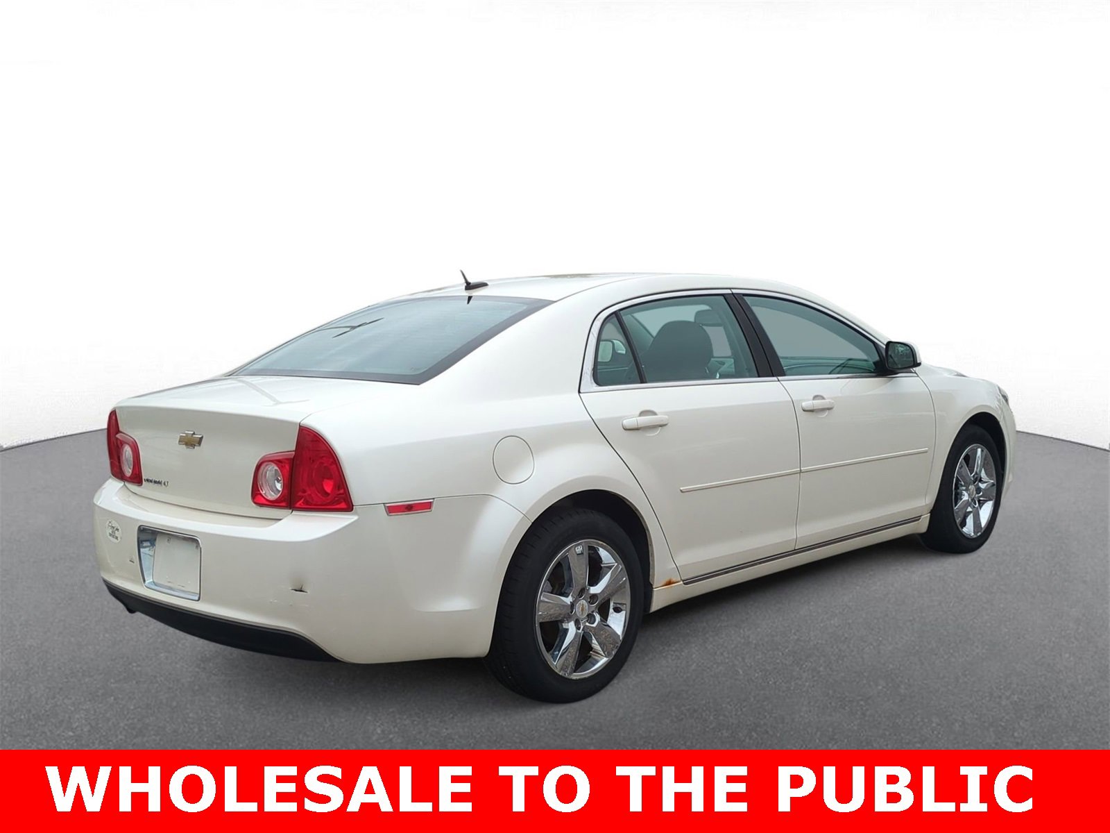 Thumbnail: 2011 Chevrolet Malibu - 8