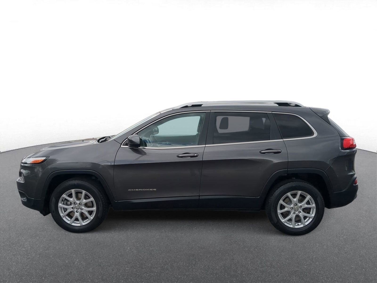 Thumbnail: 2015 Jeep Cherokee - 5
