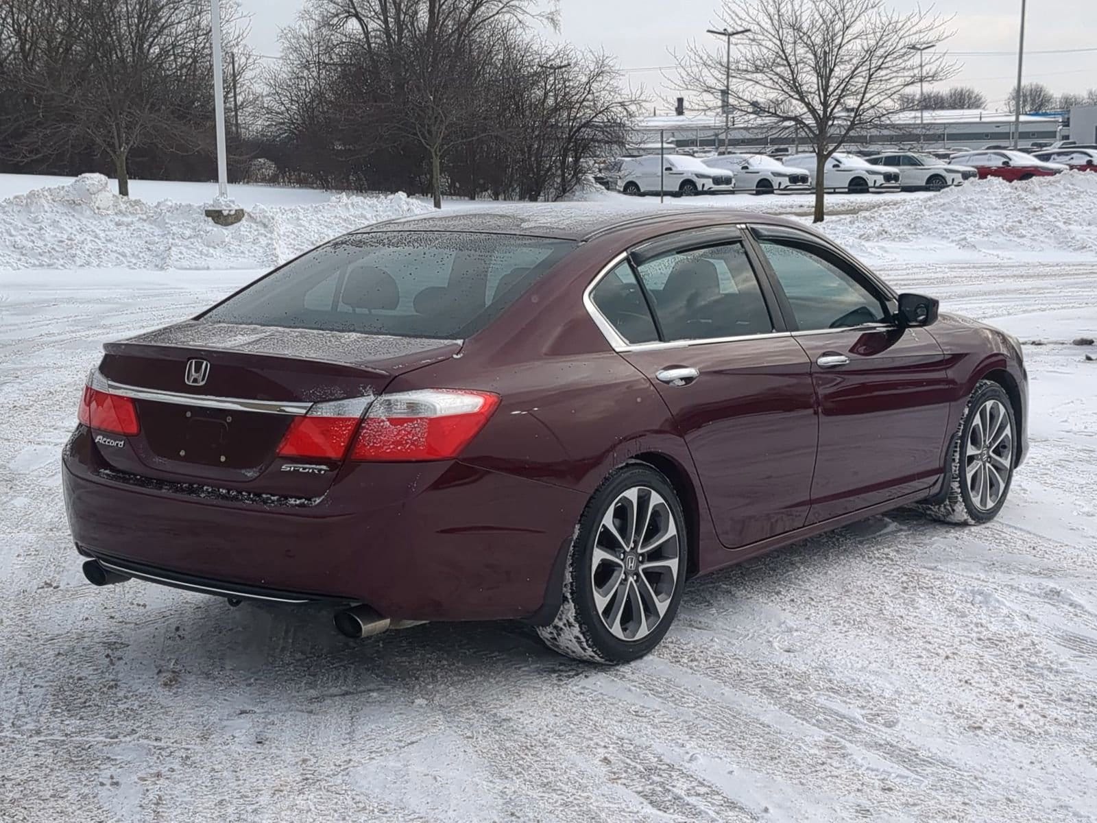 Thumbnail: 2015 Honda Accord - 14