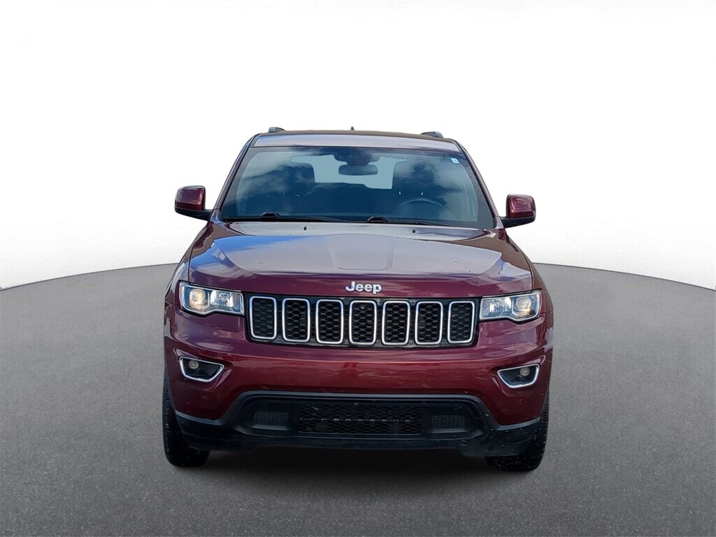 Used 2018 Jeep Grand Cherokee Laredo SUV