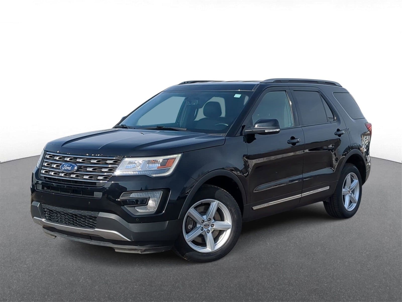 Thumbnail: 2017 Ford Explorer - 1