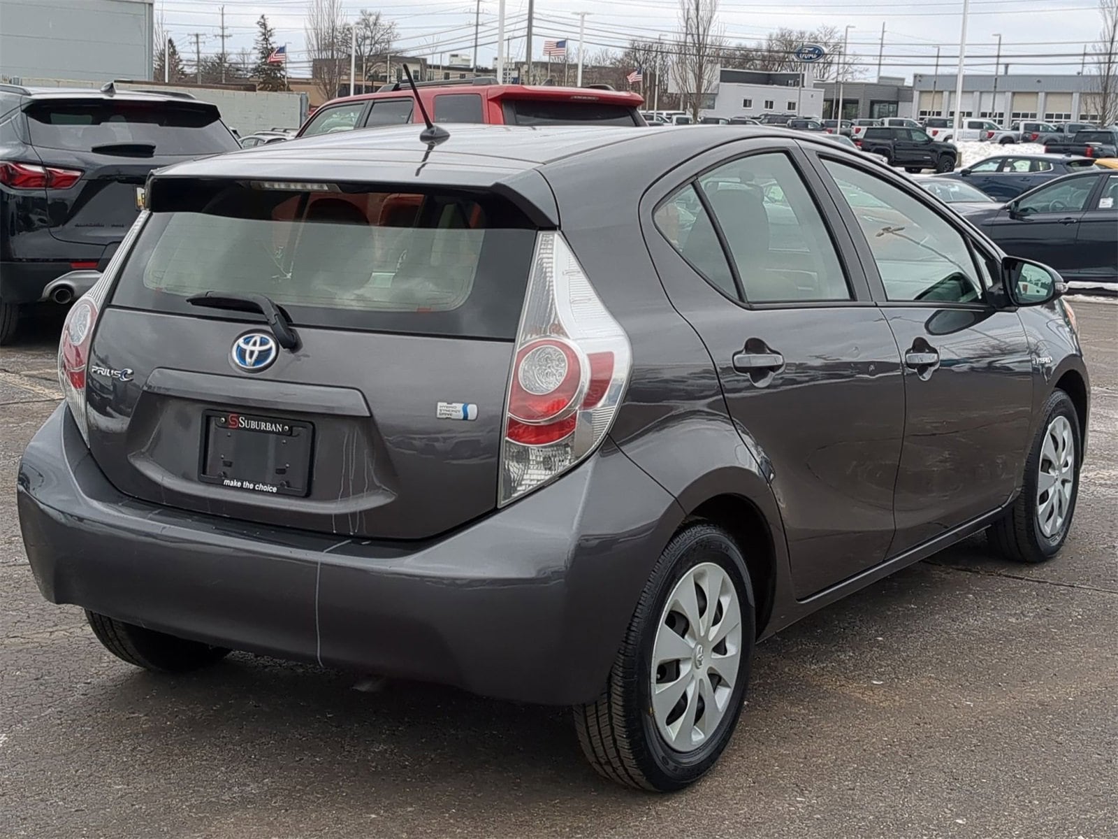 Thumbnail: 2014 Toyota Prius c - 14