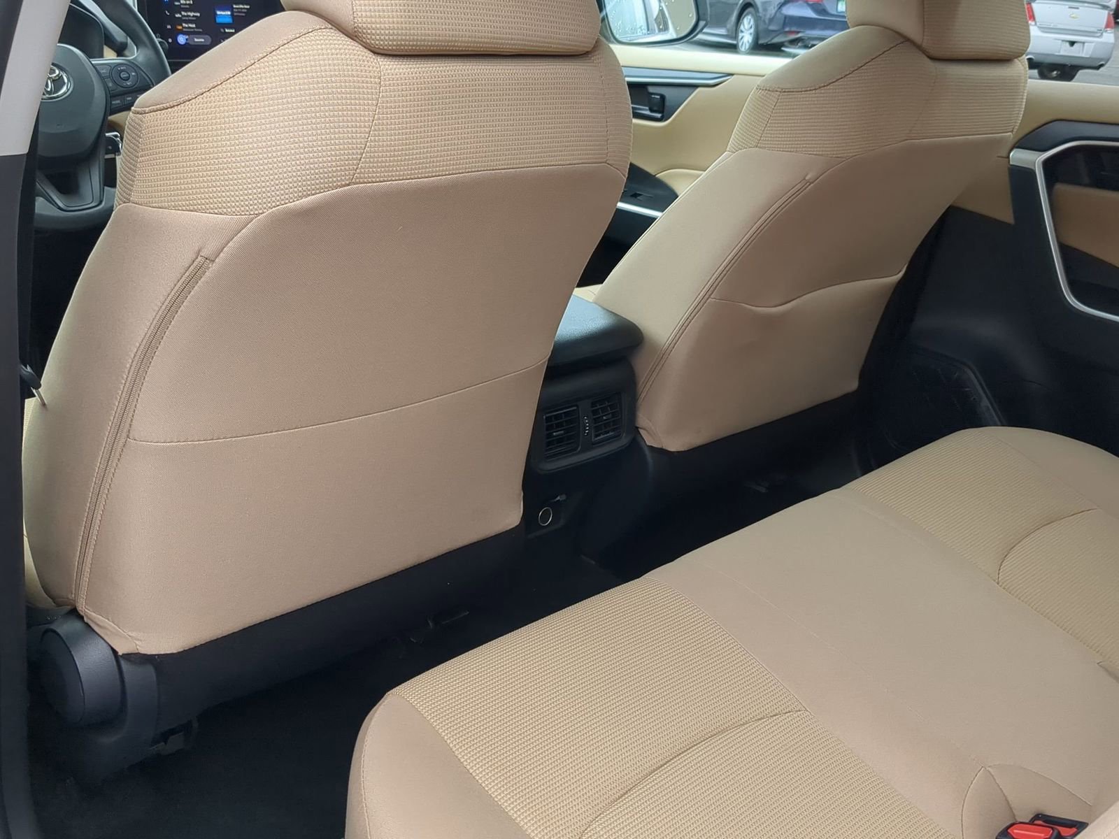 Thumbnail: 2025 Toyota RAV4 - 18