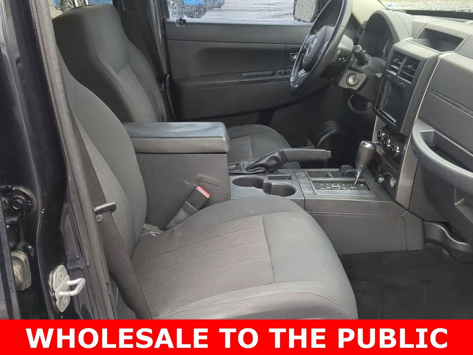 Thumbnail: 2011 Jeep Liberty - 28