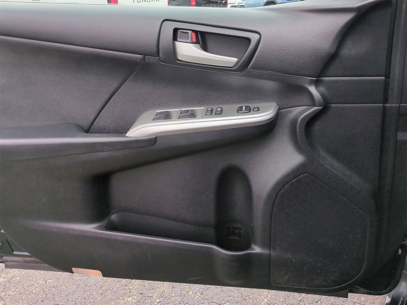 Thumbnail: 2012 Toyota Camry - 29