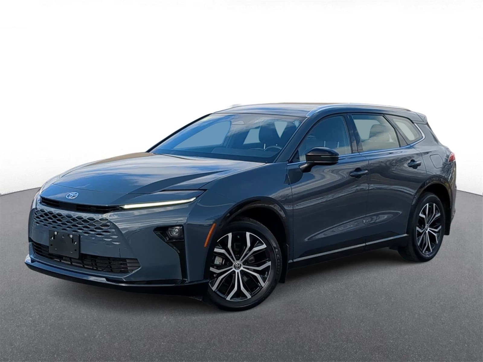 2025 Toyota Crown Signia XLE -
                  Troy, MI