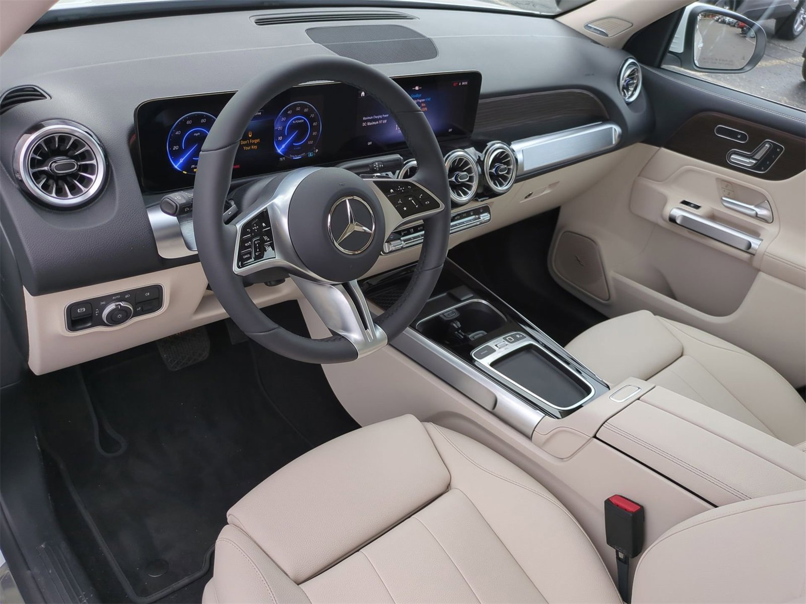 Thumbnail: 2025 Mercedes-Benz EQB - 10