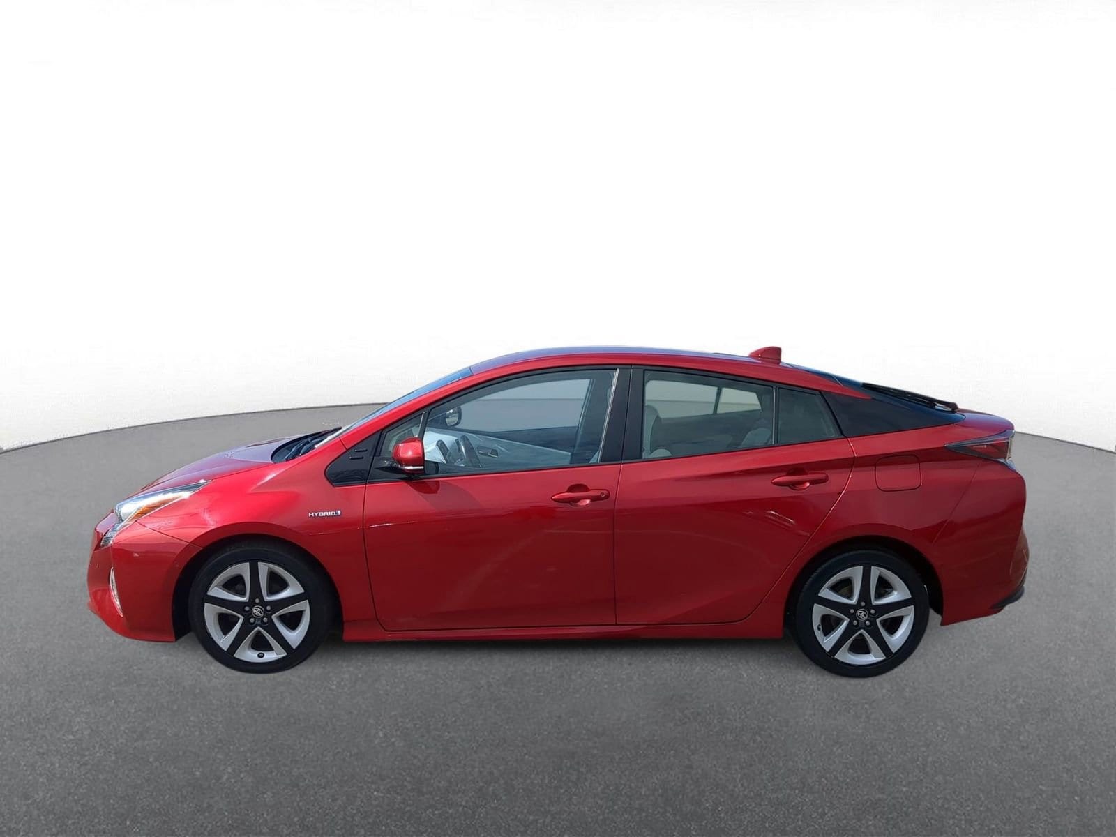 Thumbnail: 2017 Toyota Prius - 5