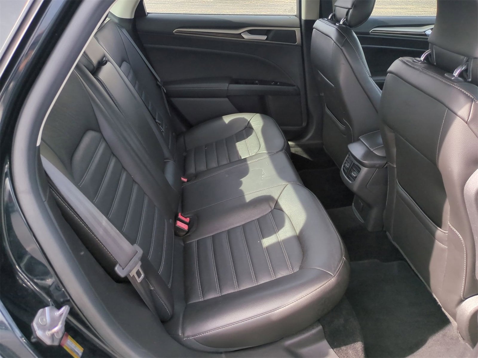 Thumbnail: 2014 Ford Fusion - 20