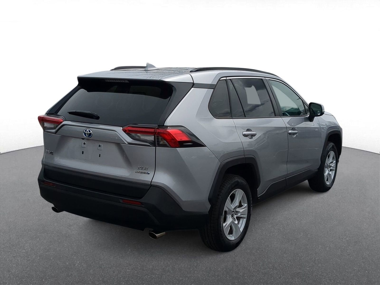 Thumbnail: 2021 Toyota RAV4 - 8