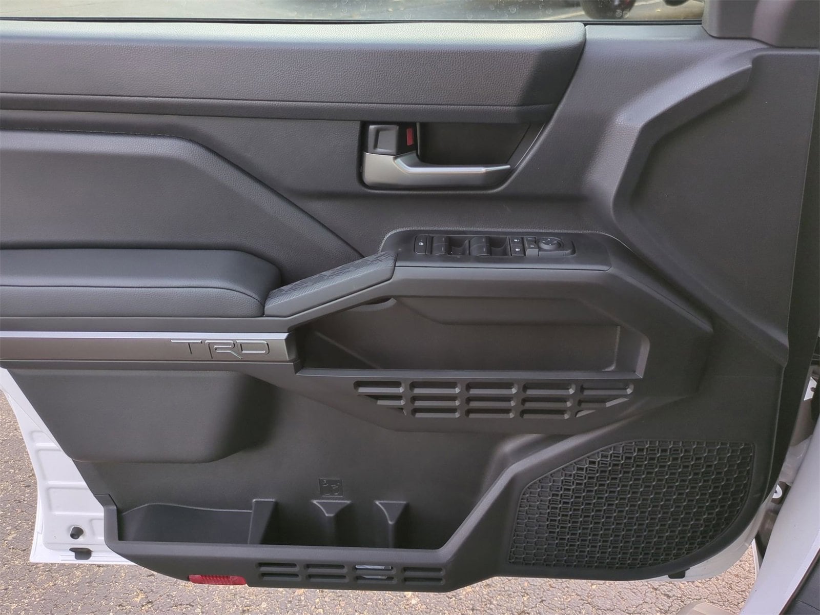 Thumbnail: 2025 Toyota Tacoma - 29