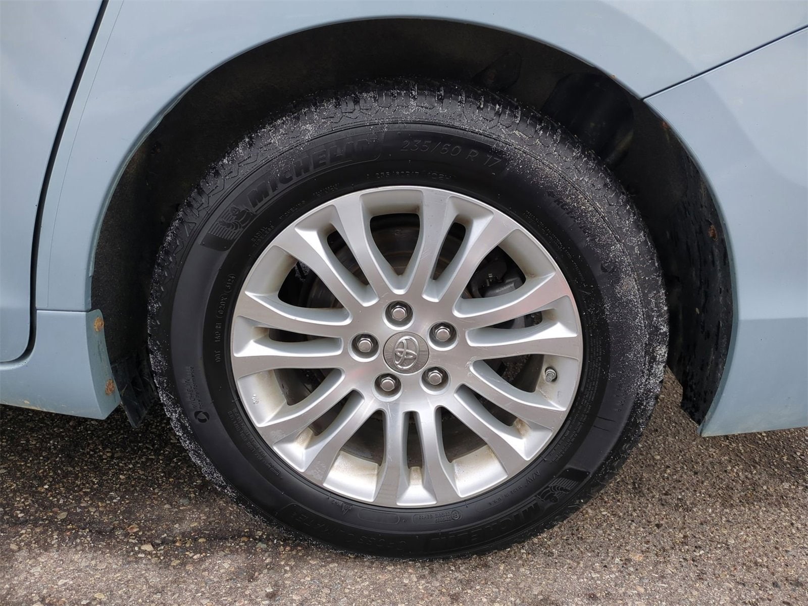 Thumbnail: 2015 Toyota Sienna - 13