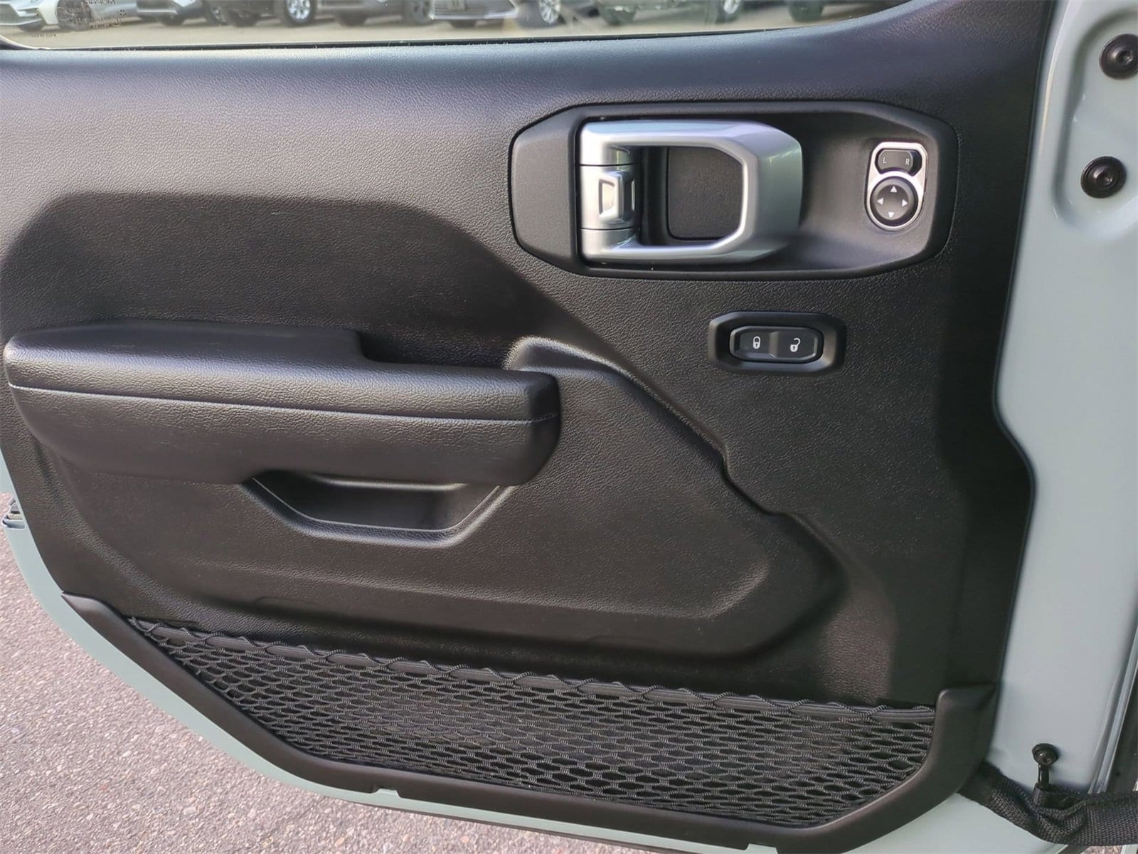 Thumbnail: 2024 Jeep Wrangler - 29