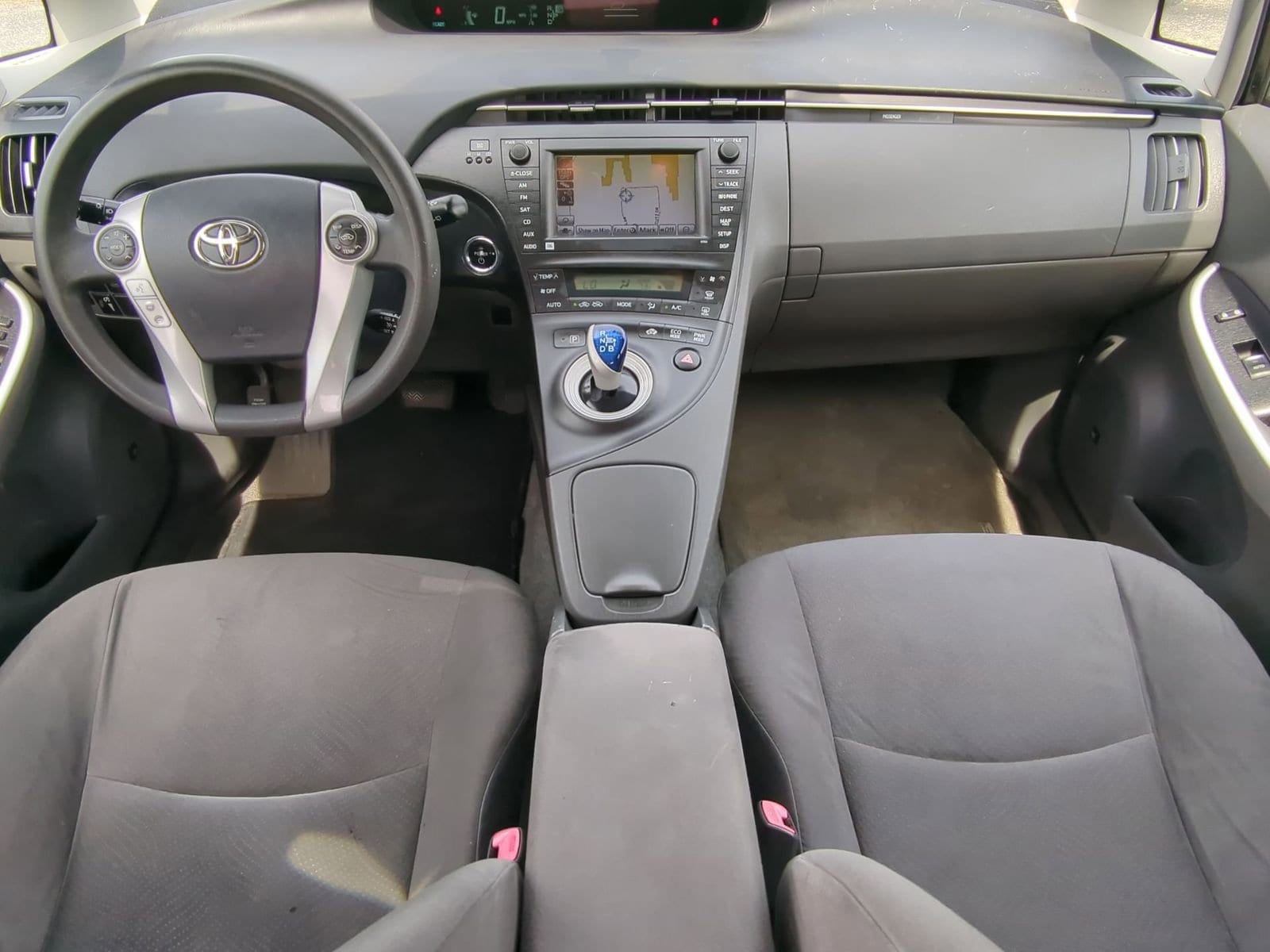 Thumbnail: 2010 Toyota Prius - 15
