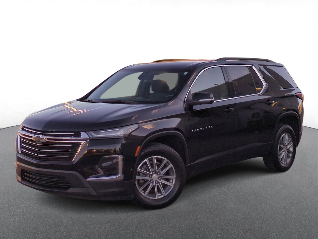 Used 2023 Chevrolet Traverse LT SUV
