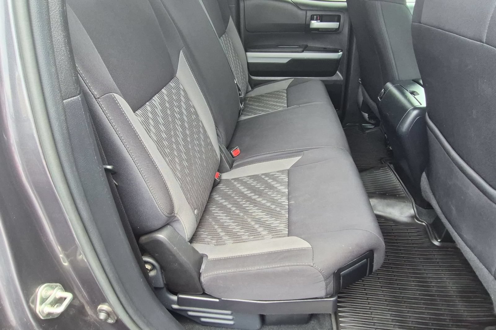 Thumbnail: 2019 Toyota Tundra - 21