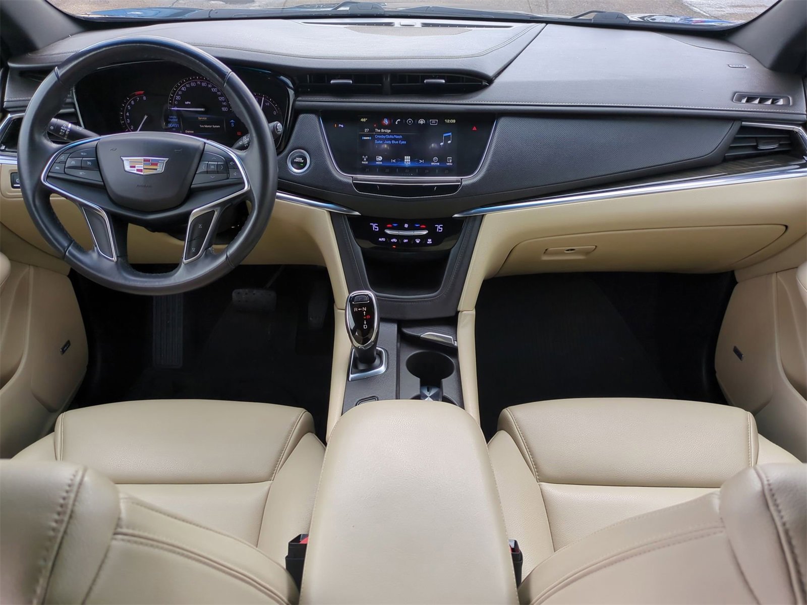 Thumbnail: 2018 Cadillac XT5 - 15
