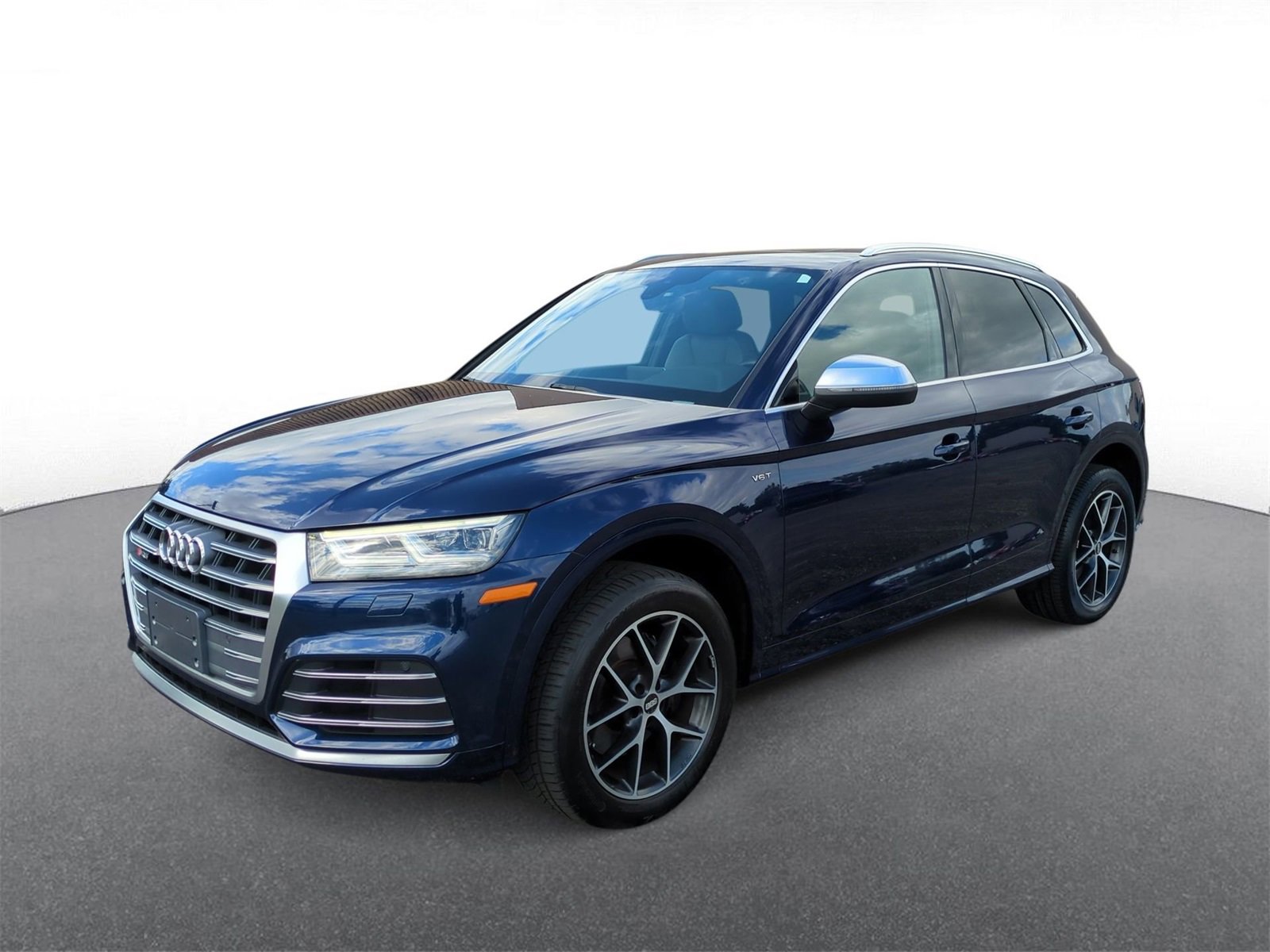Thumbnail: 2018 Audi SQ5 - 4
