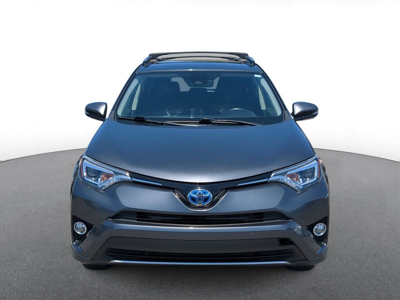 Thumbnail: 2017 Toyota RAV4 - 3