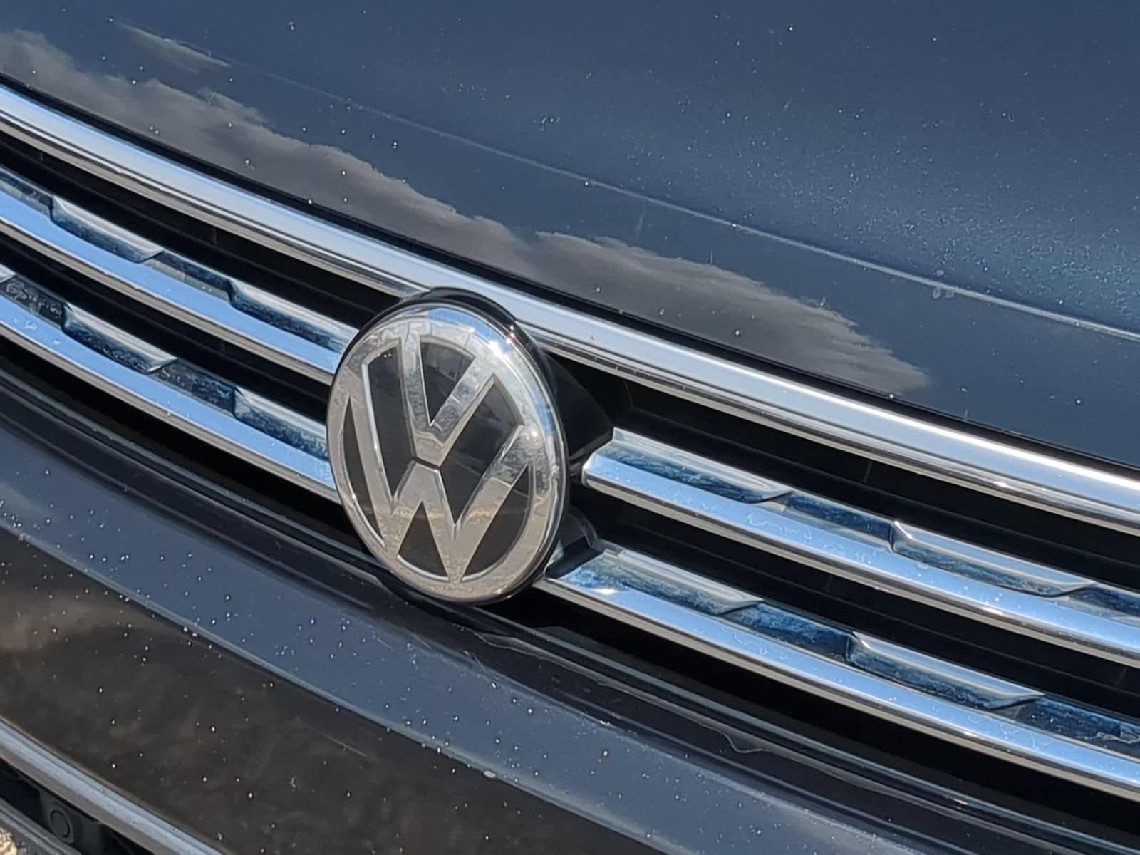 Thumbnail: 2019 Volkswagen Tiguan - 12