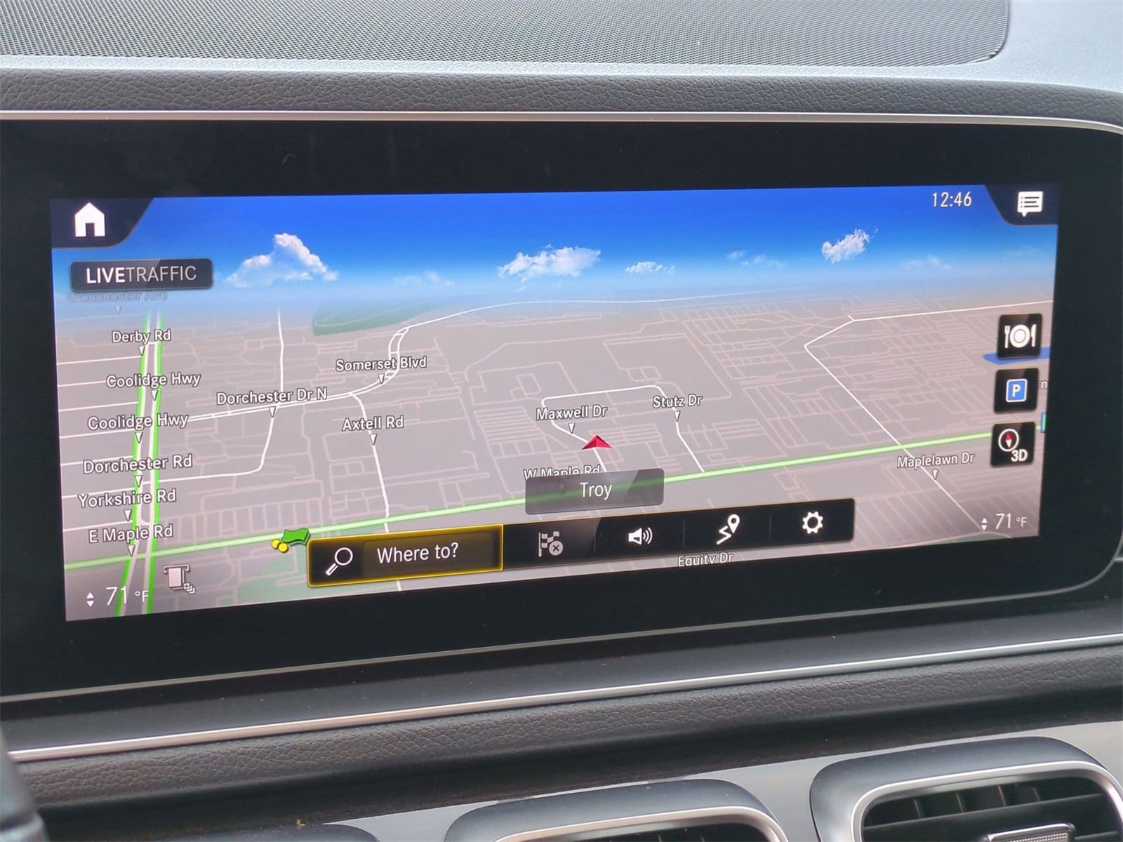 Thumbnail: 2022 Mercedes-Benz GLE - 28