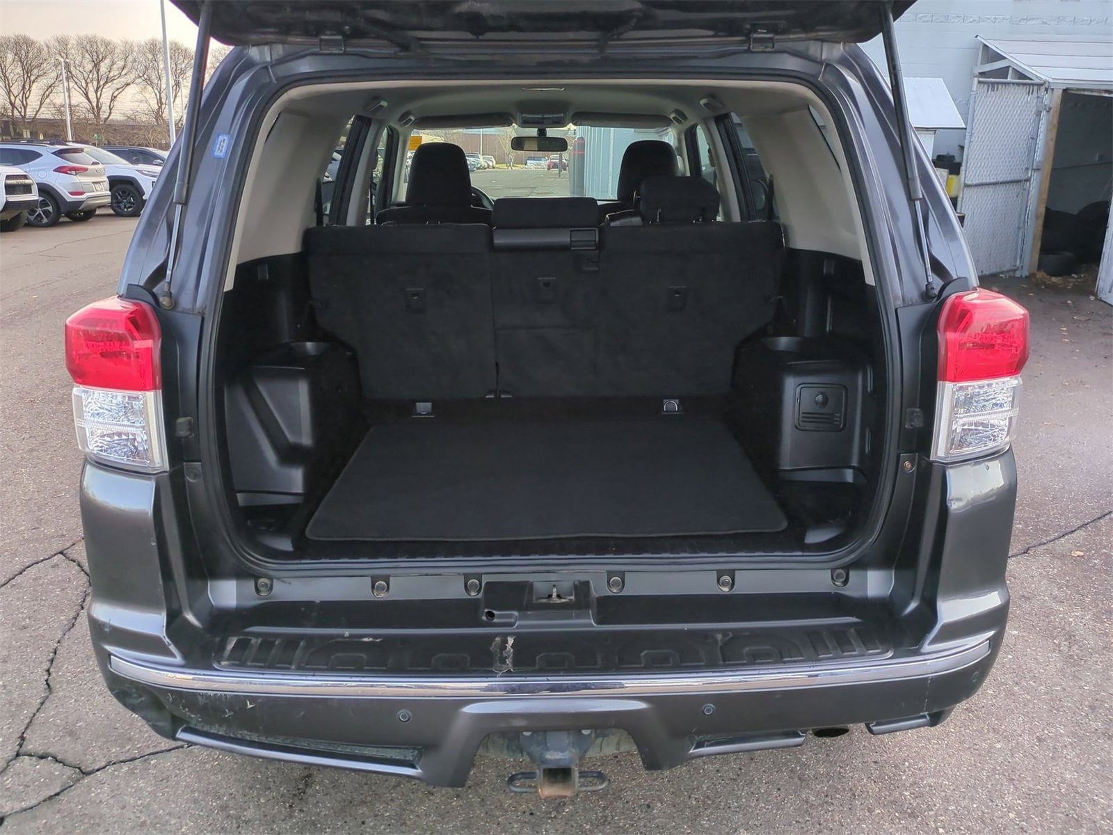 Thumbnail: 2013 Toyota 4Runner - 32