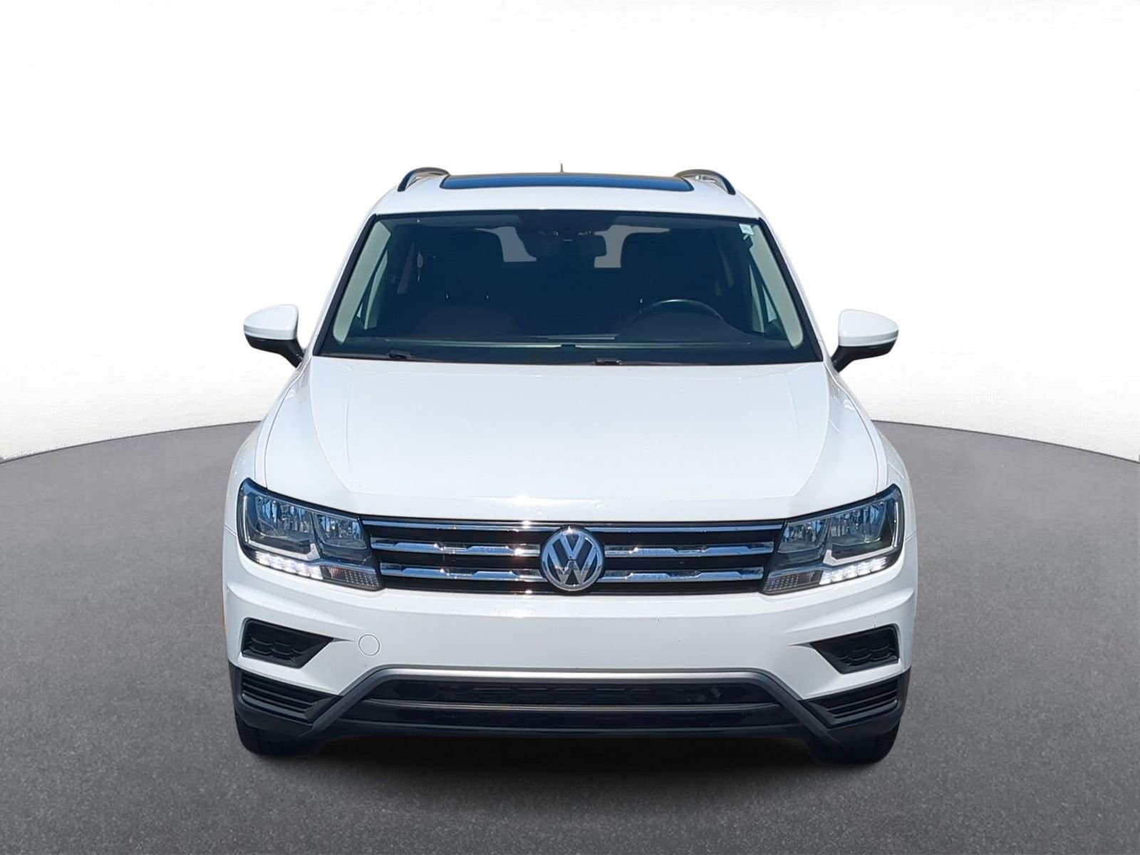 Thumbnail: 2018 Volkswagen Tiguan - 3