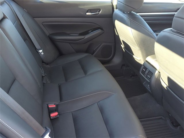 Thumbnail: 2022 Nissan Altima - 21