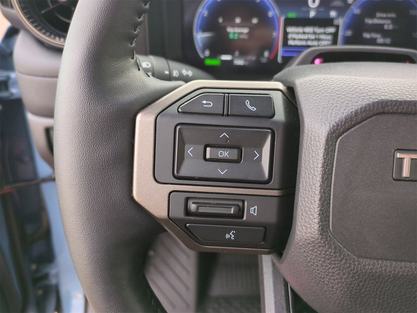 Thumbnail: 2025 Toyota Land Cruiser - 24