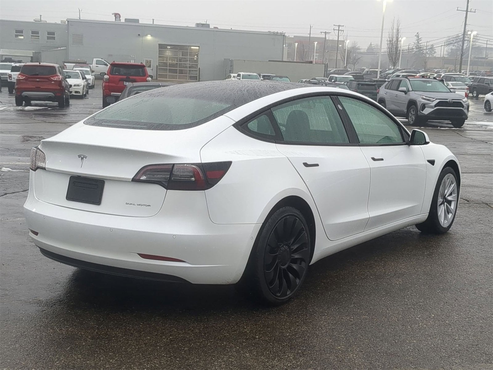 Thumbnail: 2022 Tesla Model 3 - 14