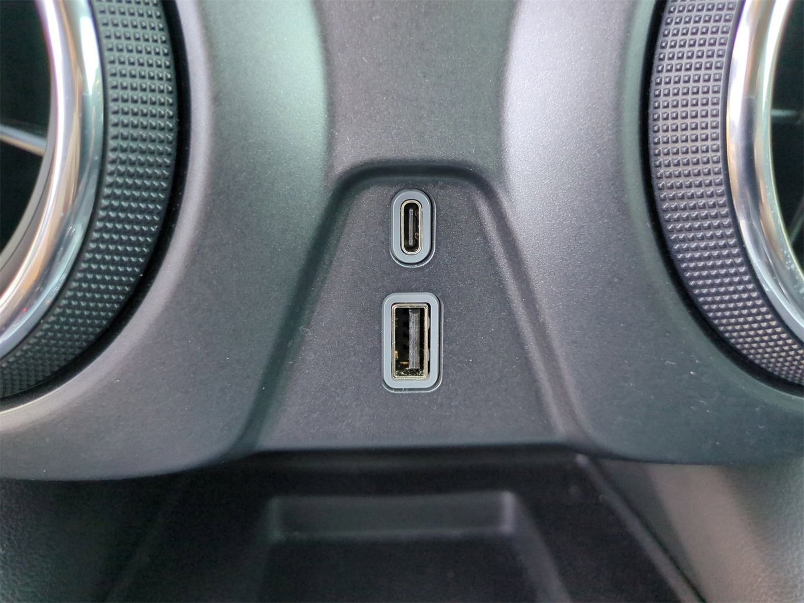 Thumbnail: 2024 Chevrolet Blazer - 30