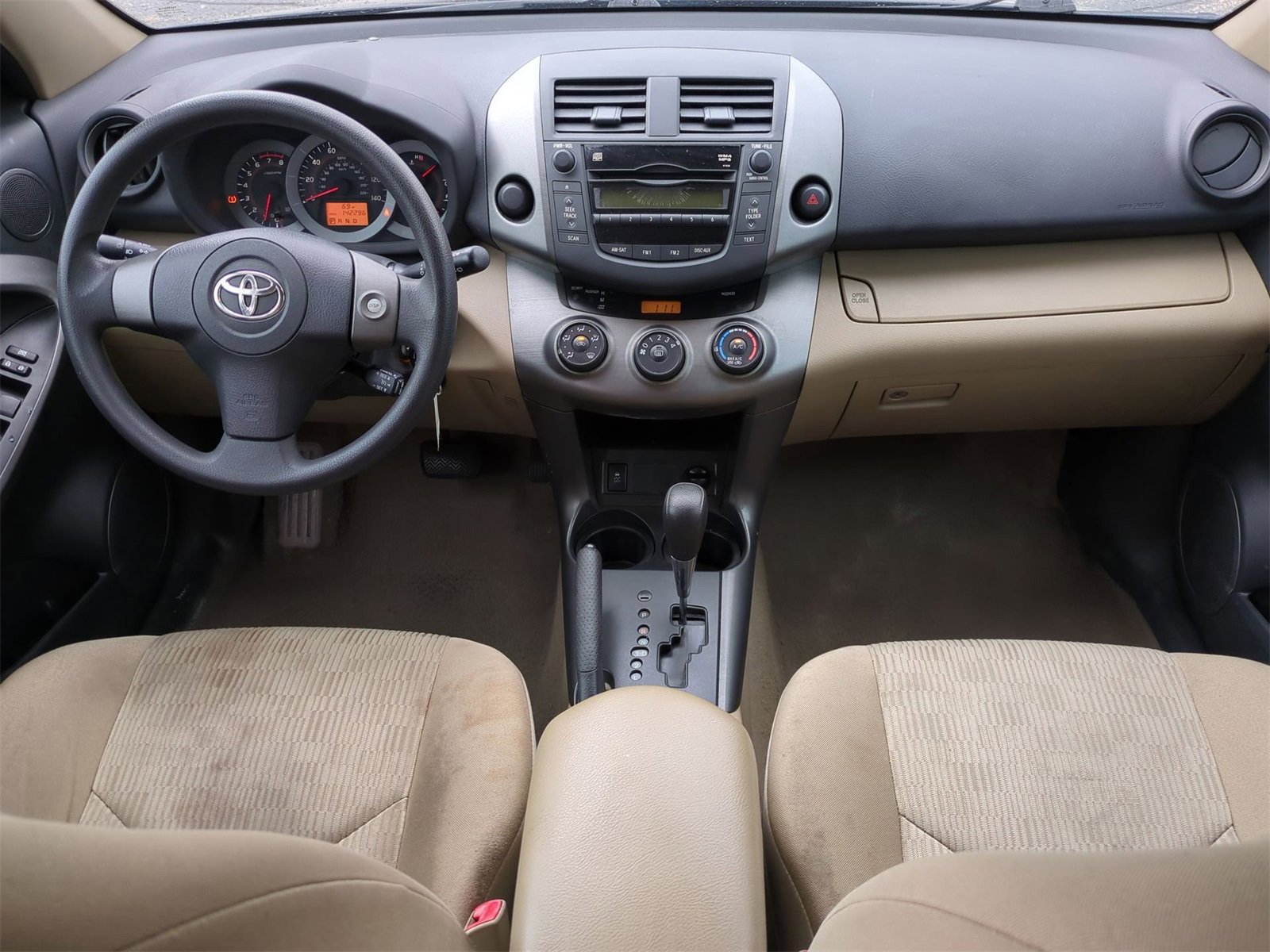 Thumbnail: 2010 Toyota RAV4 - 14