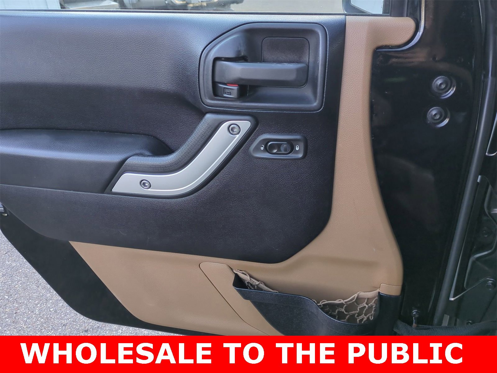 Thumbnail: 2012 Jeep Wrangler - 29