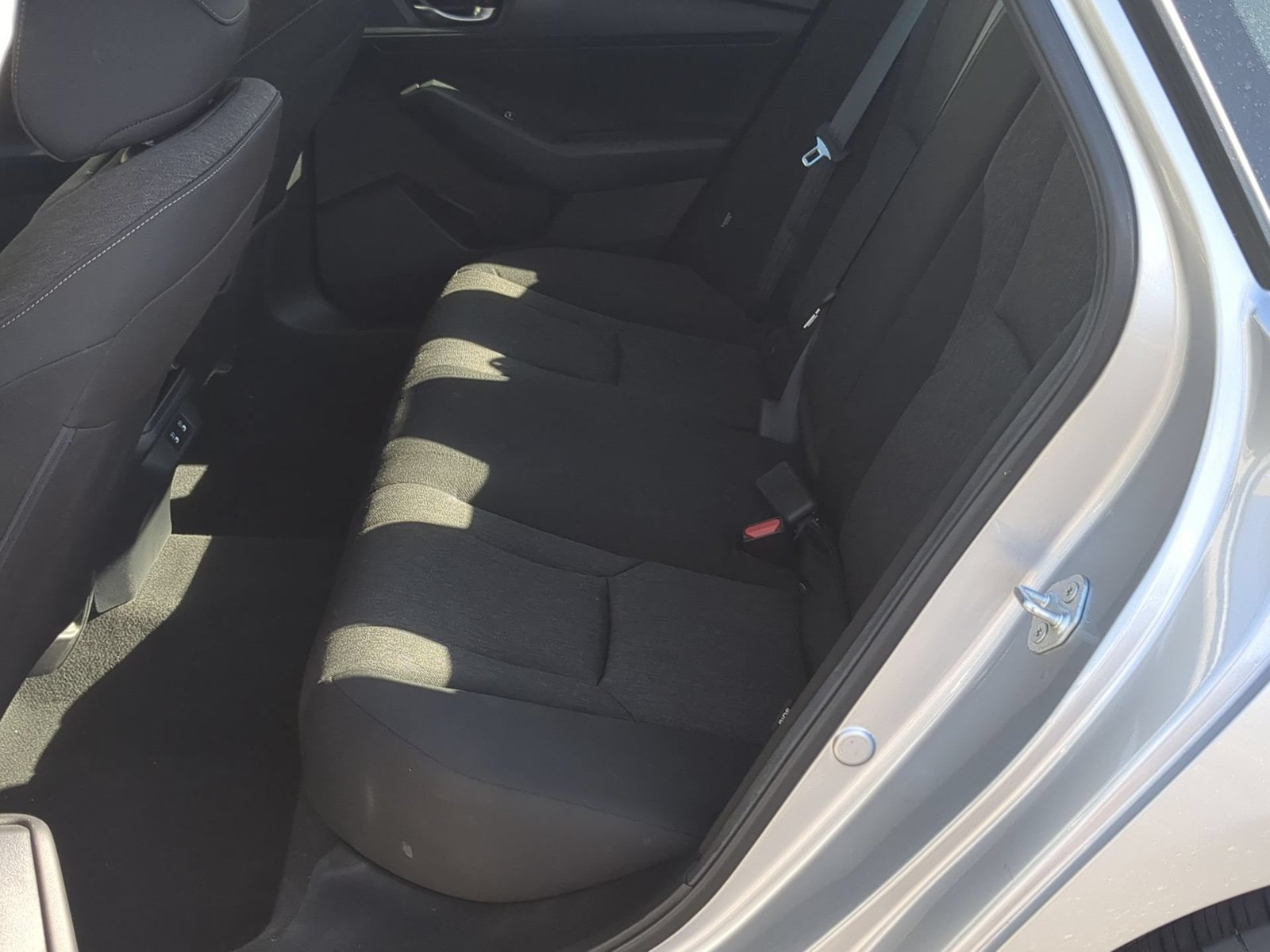 2025 Honda Accord LX - Photo 18