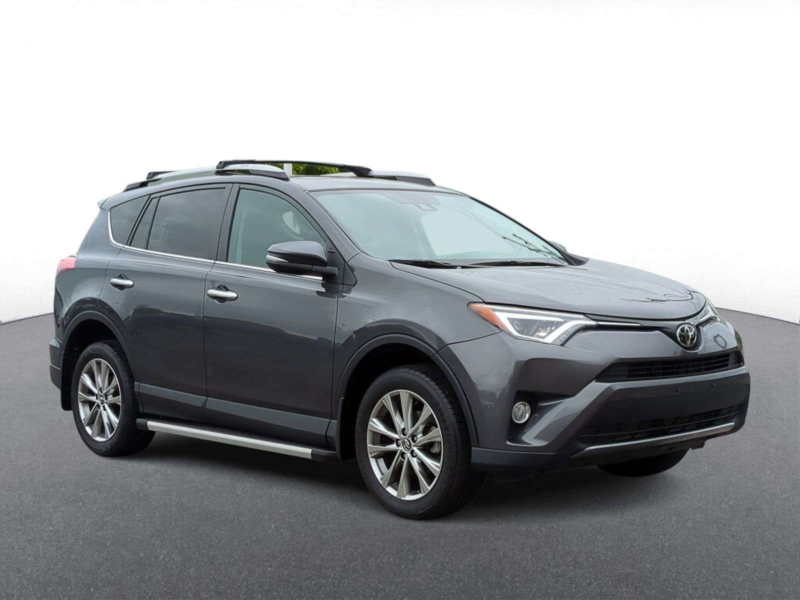 Thumbnail: 2017 Toyota RAV4 - 2