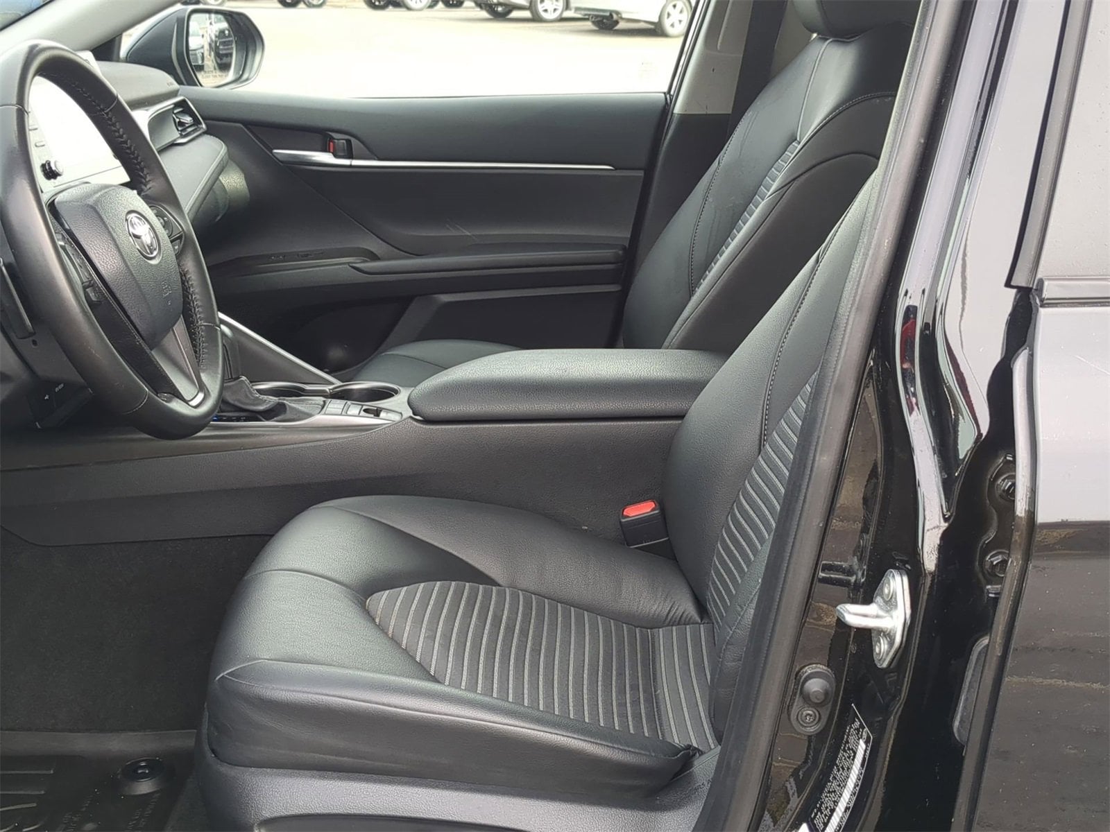 Thumbnail: 2023 Toyota Camry - 23