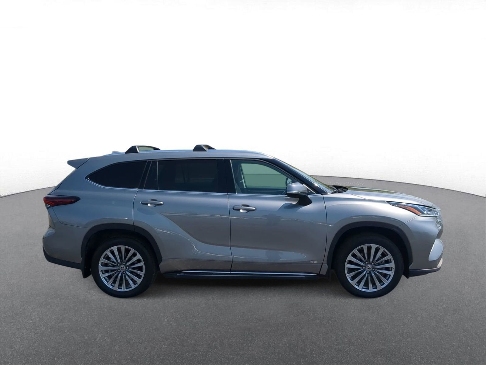 Thumbnail: 2025 Toyota Highlander - 9