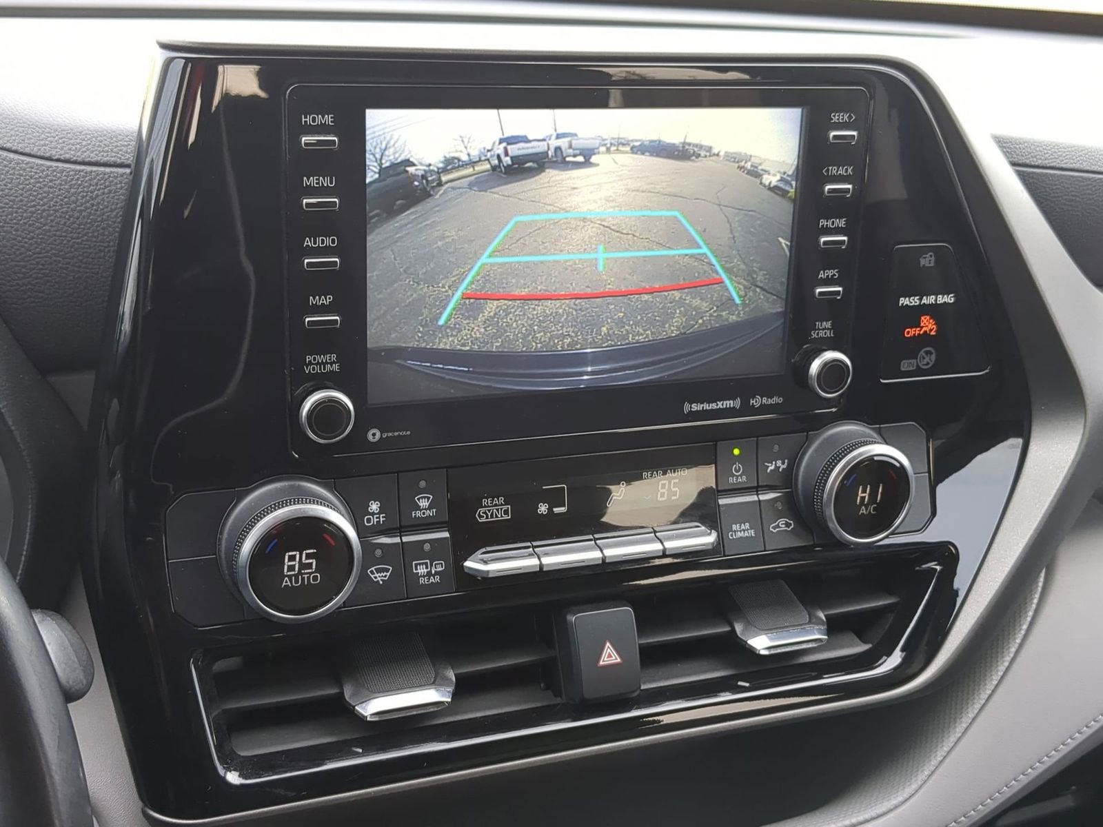 Thumbnail: 2021 Toyota Highlander - 37