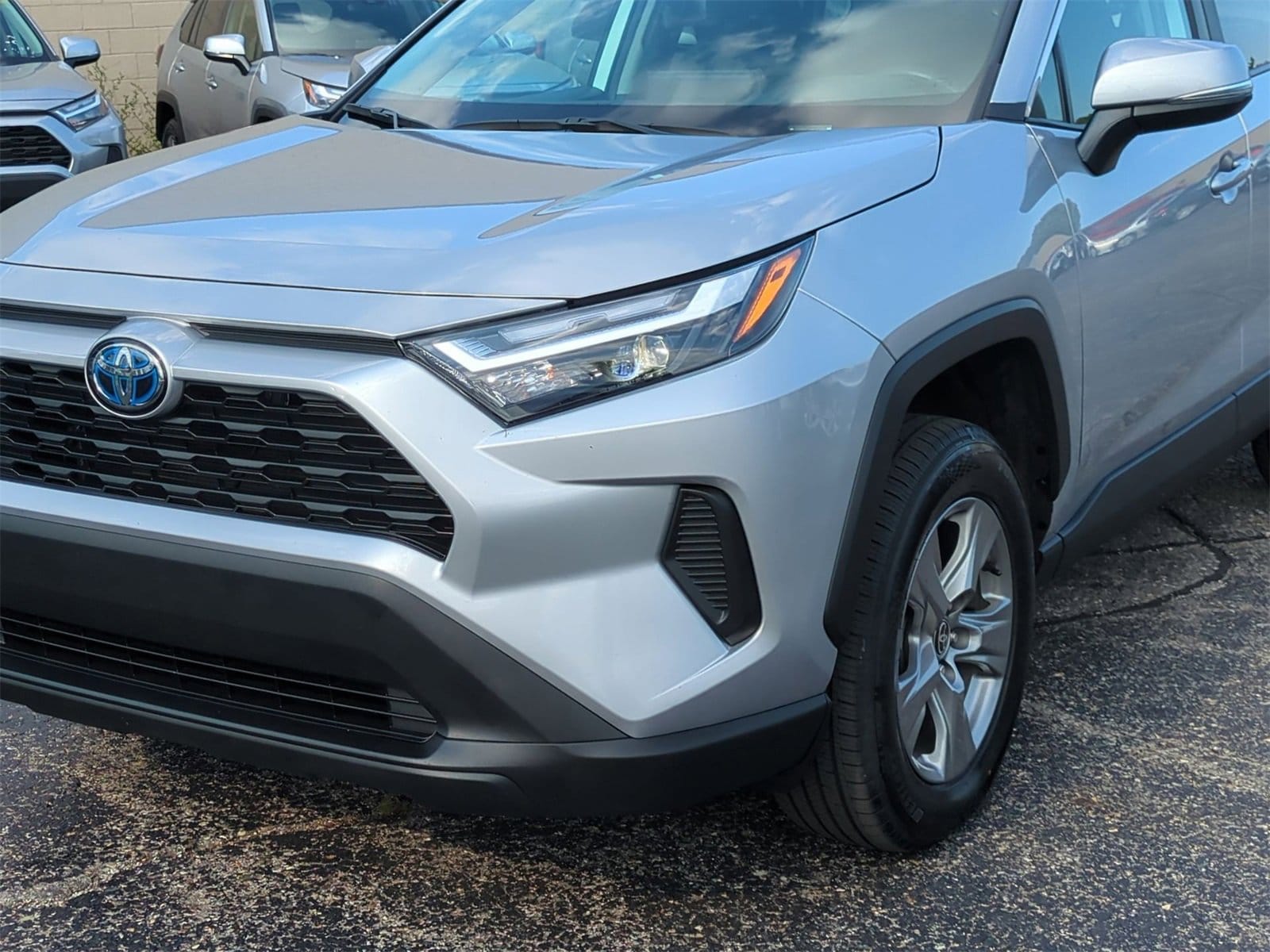 Thumbnail: 2024 Toyota RAV4 - 11