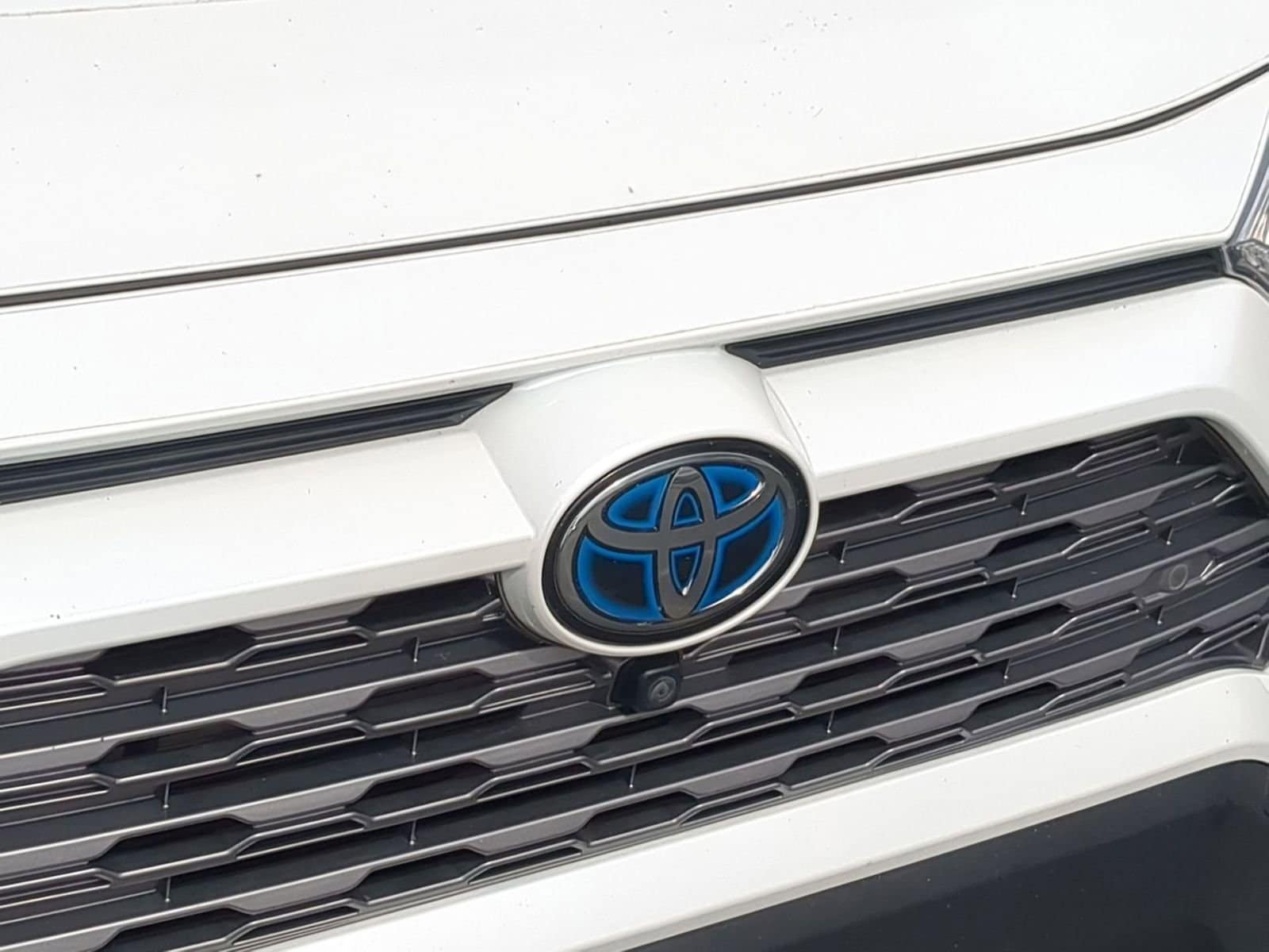 Thumbnail: 2020 Toyota RAV4 - 12