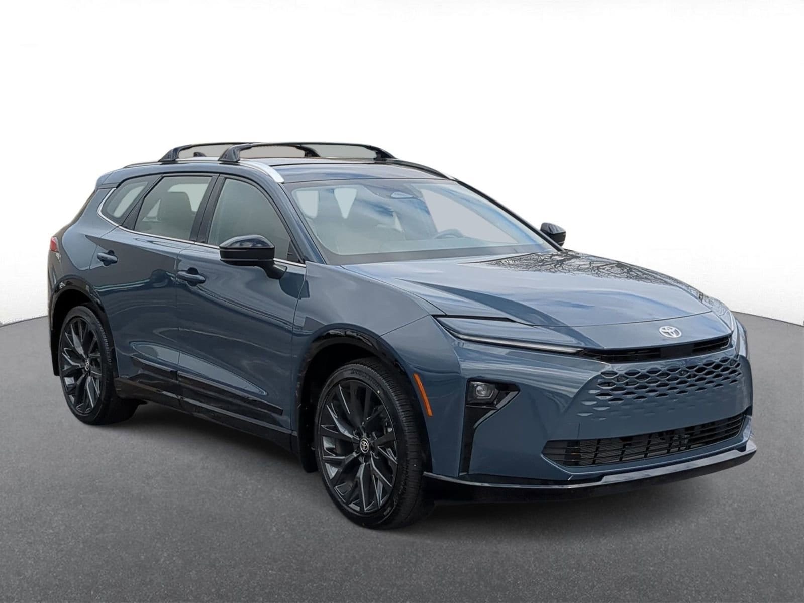 Thumbnail: 2025 Toyota Crown Signia - 2