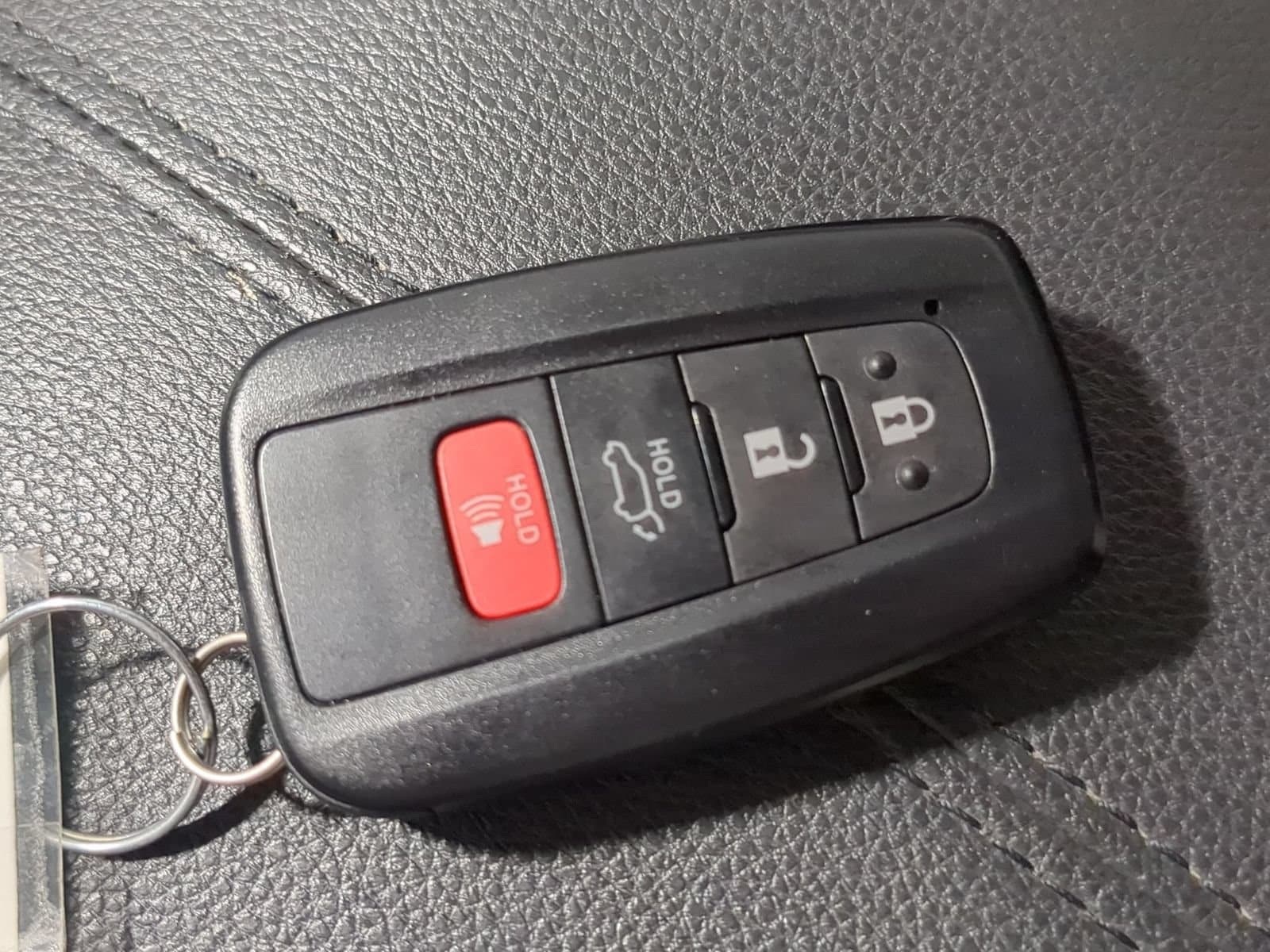 2024 Toyota RAV4 XLE Premium - Photo 32