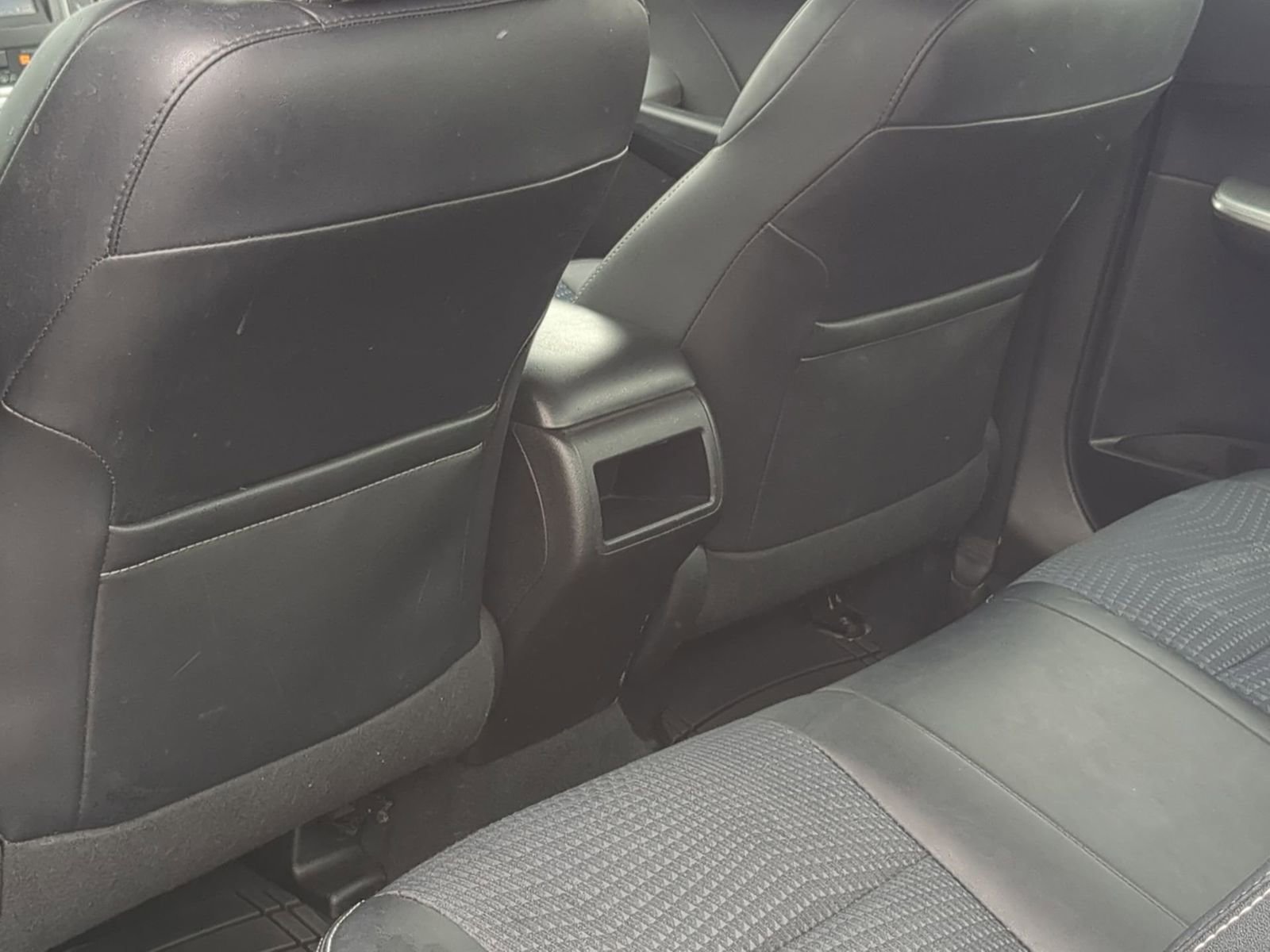 Thumbnail: 2014 Toyota Camry - 18