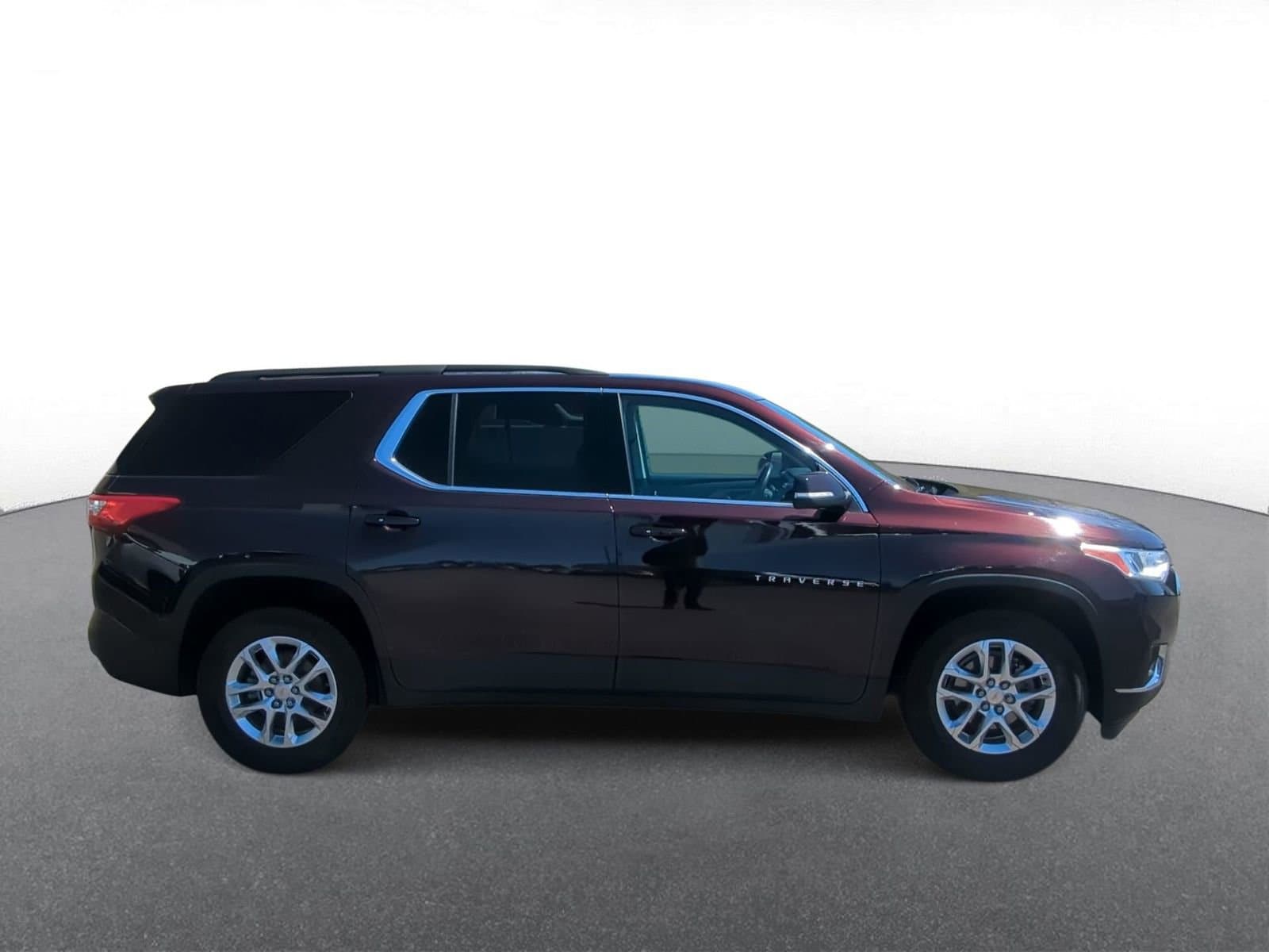 Thumbnail: 2021 Chevrolet Traverse - 9
