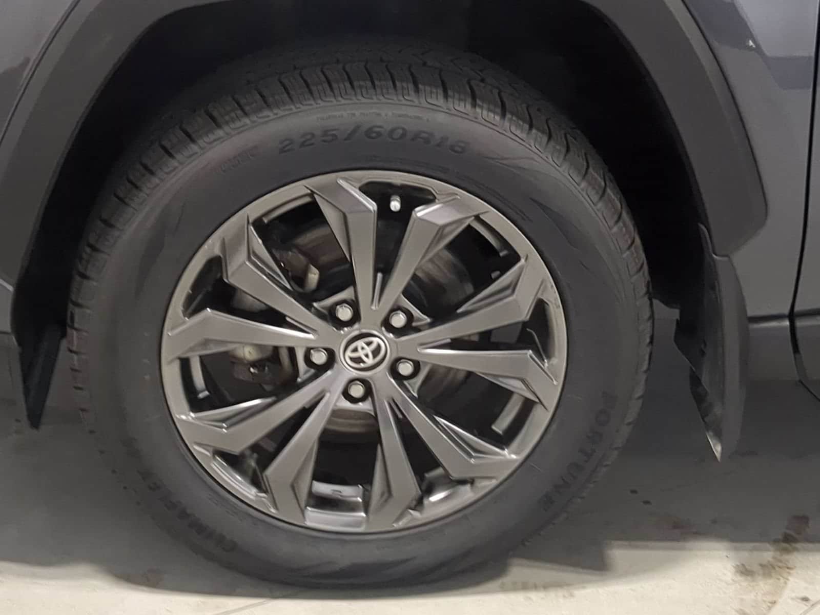2024 Toyota RAV4 XLE Premium - Photo 14