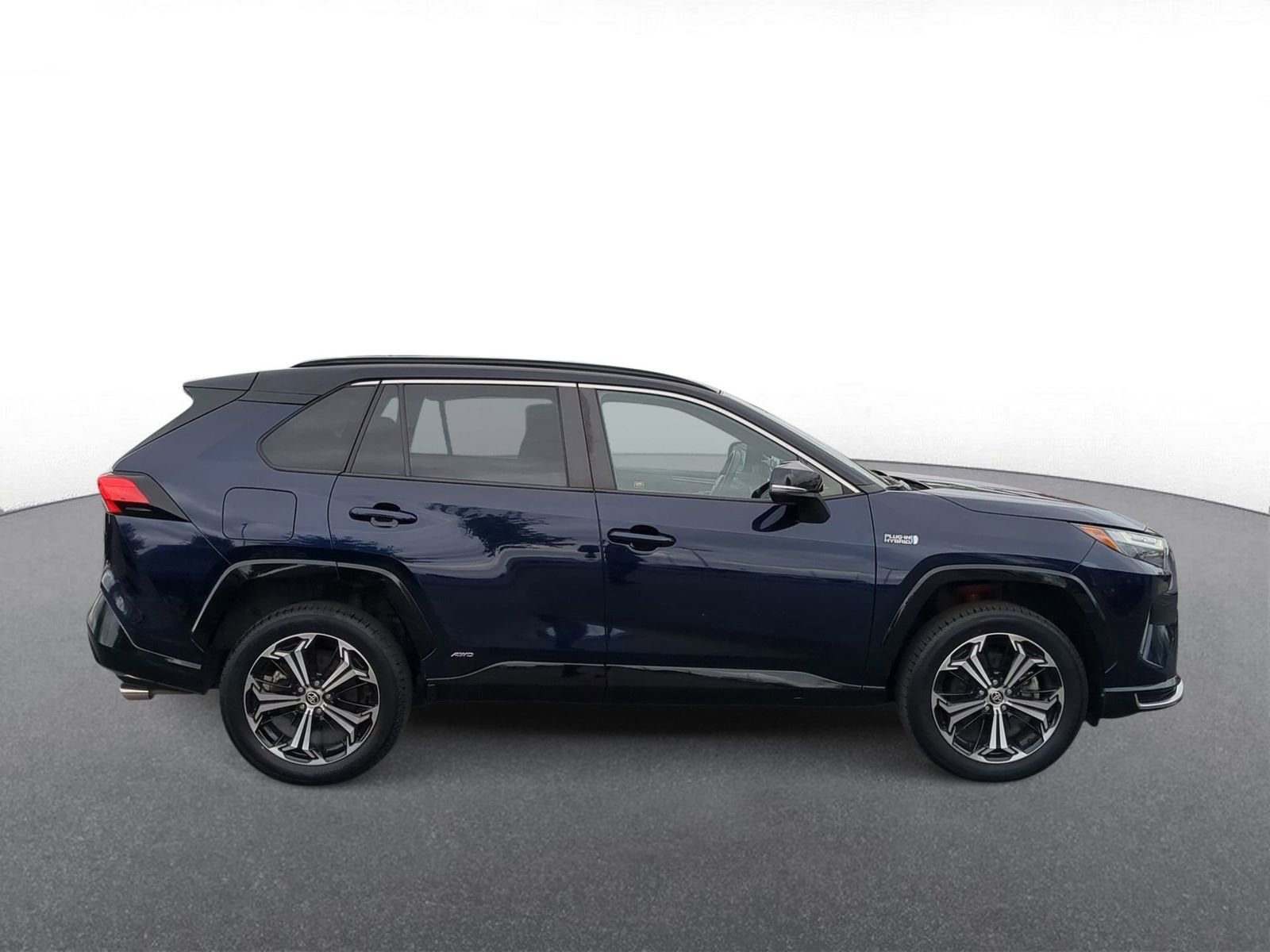 Thumbnail: 2023 Toyota RAV4 - 9