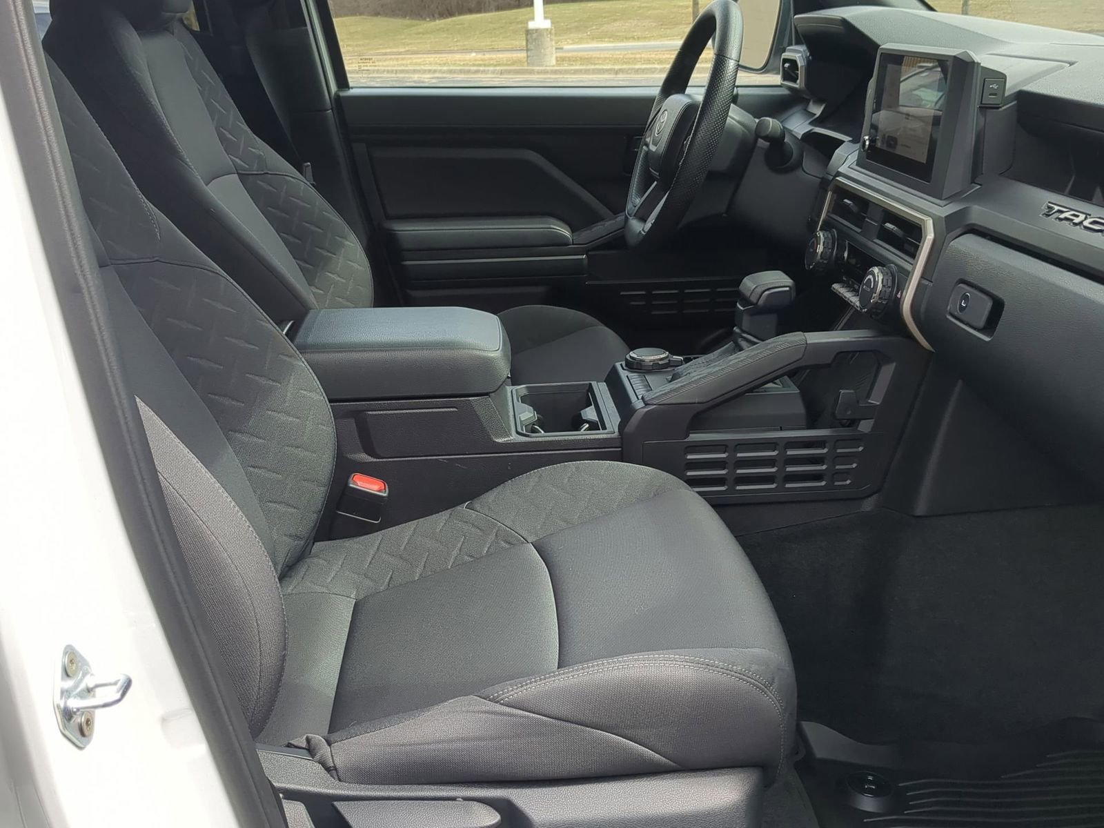 Thumbnail: 2024 Toyota Tacoma - 21