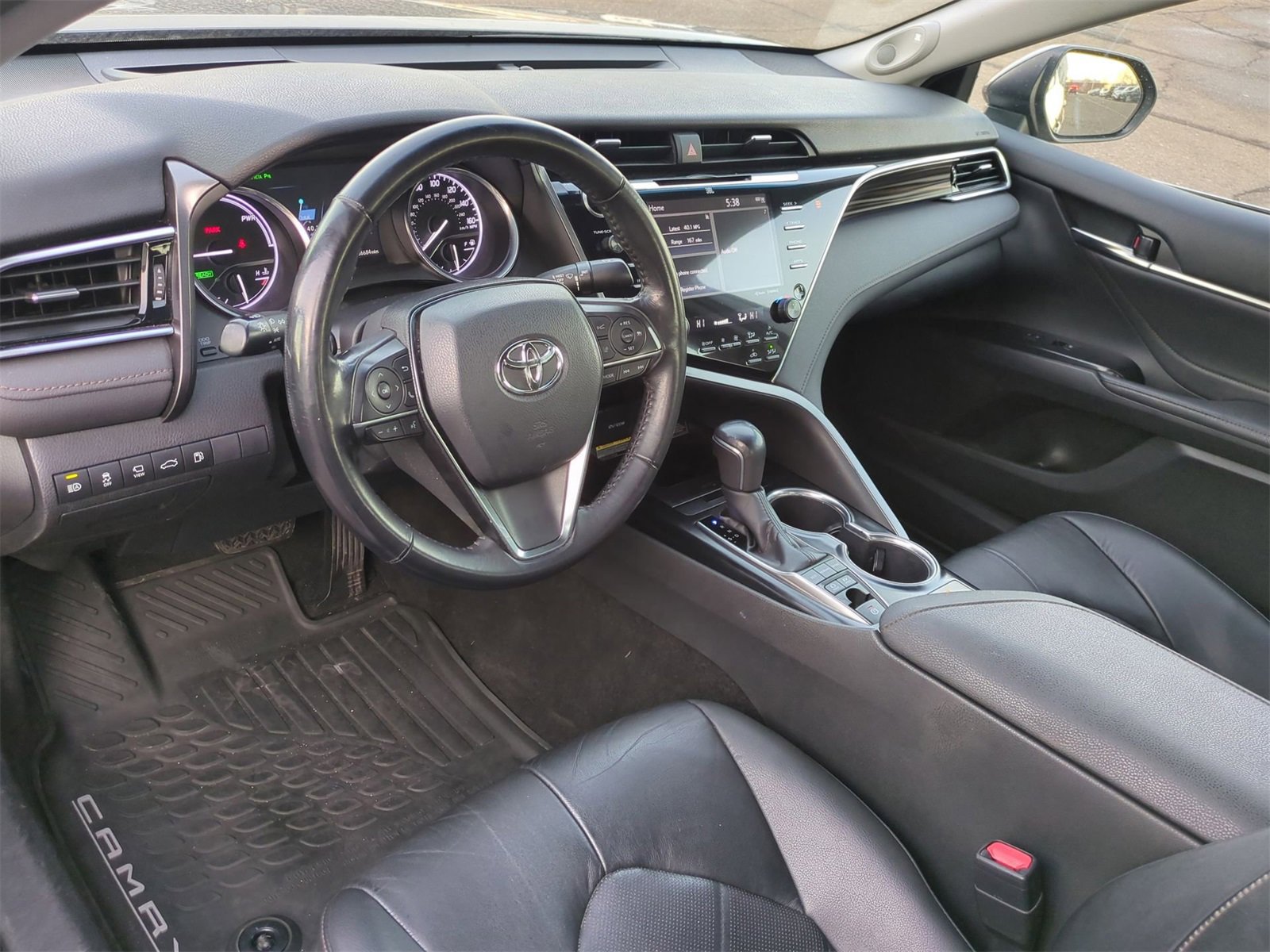 Thumbnail: 2018 Toyota Camry - 10