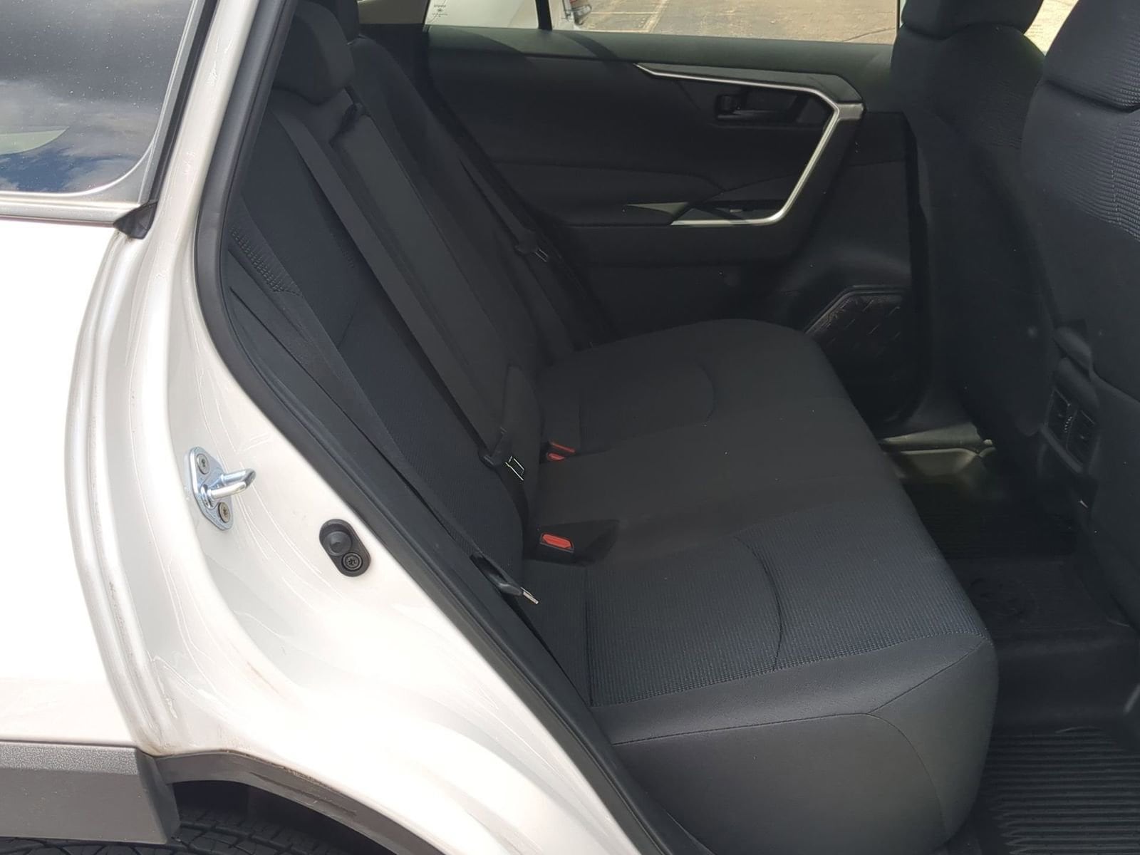 Thumbnail: 2023 Toyota RAV4 - 20